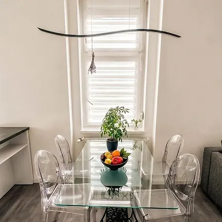 Luxurious In The Heart Of * 布达佩斯